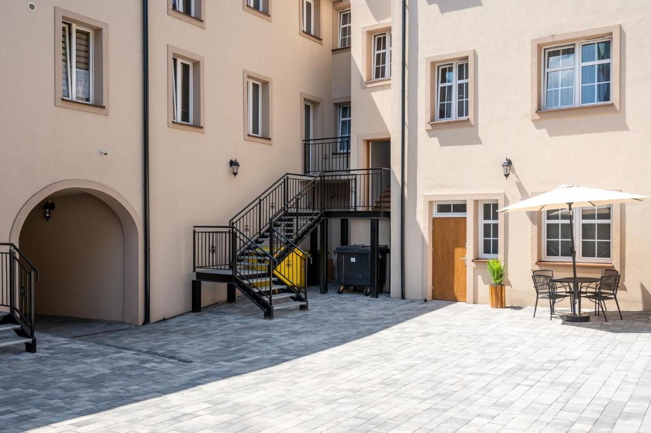 Central Platinum Apartments ريبنيك المظهر الخارجي الصورة